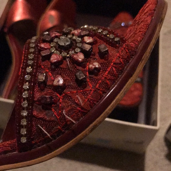 Red Heels - Picture 4 of 5